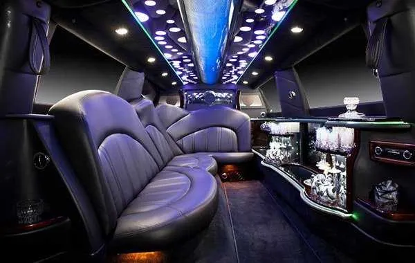 Black Lincoln MKT Limousine Black Lincoln MKT Limousine, cabin interior