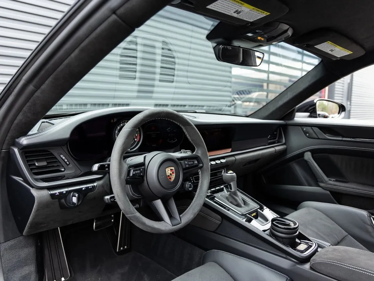 Porsche 911 GT3 finished in black, take 5 Porsche 911 GT3 finished in black, take 5