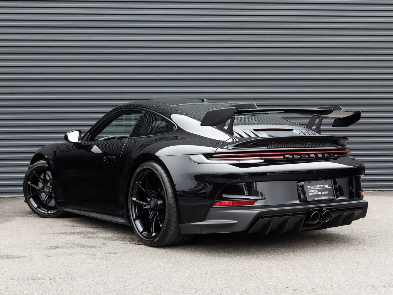 Porsche 911 GT3 finished in black, take 6 Porsche 911 GT3 finished in black, take 6