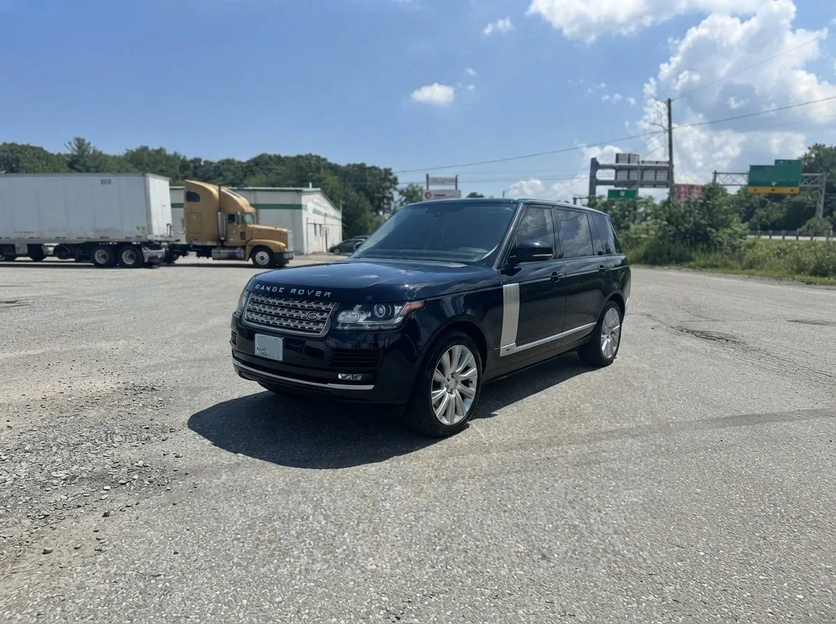 Range Rover LWB finished in black, bookable now Range Rover LWB finished in black, bookable now