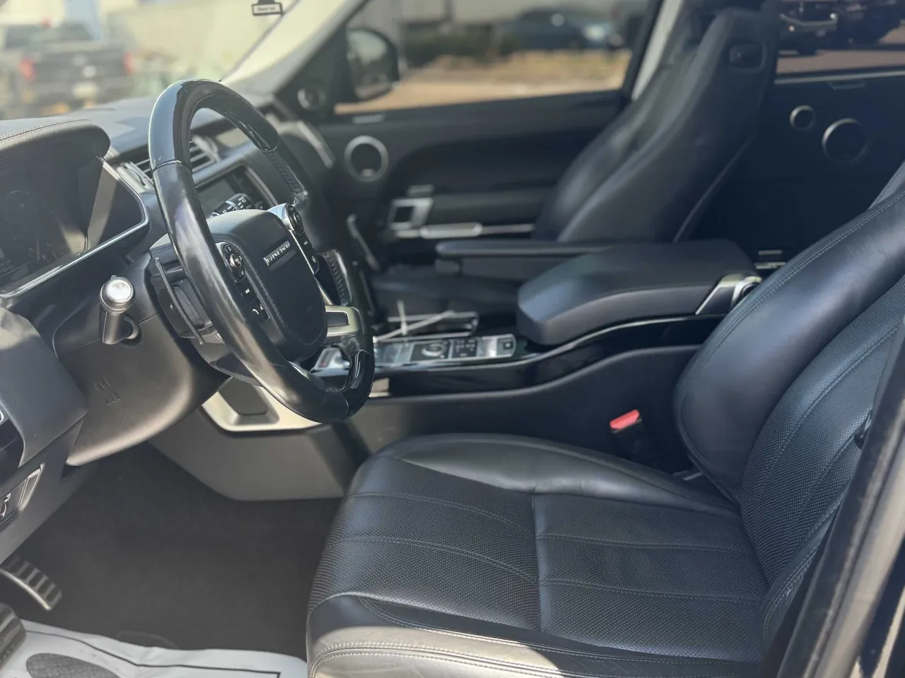 Range Rover LWB finished in black, take 3 Range Rover LWB finished in black, take 3