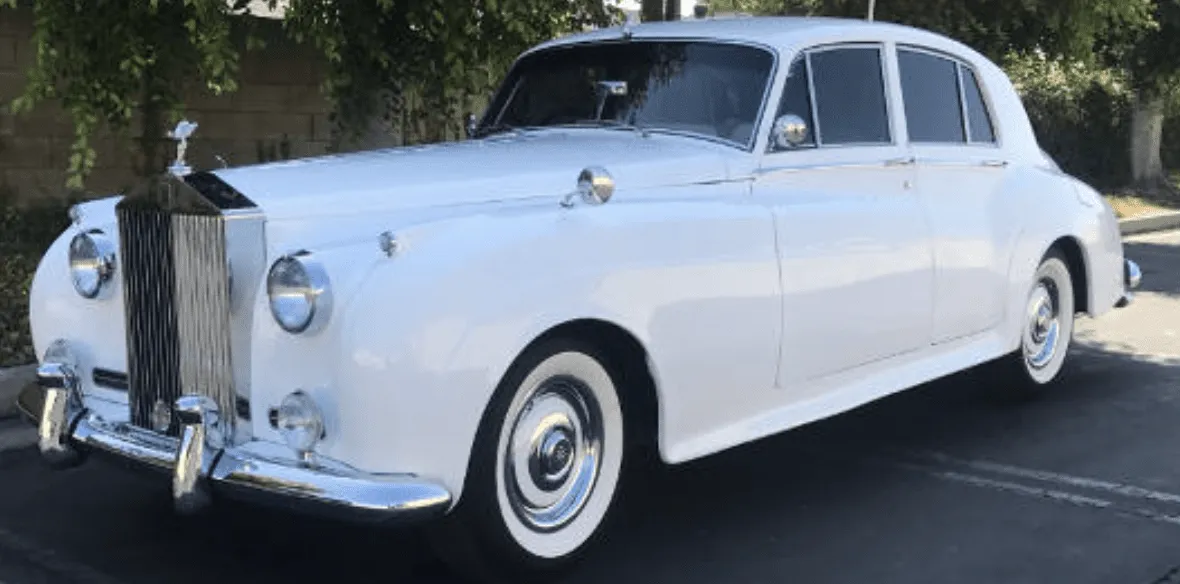 Rolls Royce Cloud White Rolls Royce Cloud for wedding car rental