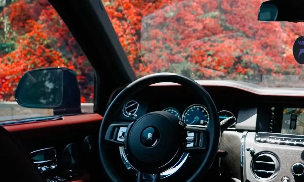 Rolls-Royce Cullinan, photo 9 for wedding car rental in Winnetka, CA