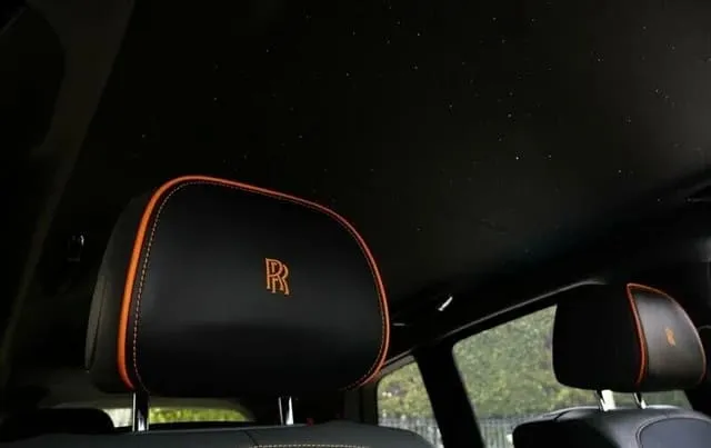 Rolls-Royce Cullinan finished in white, take 6