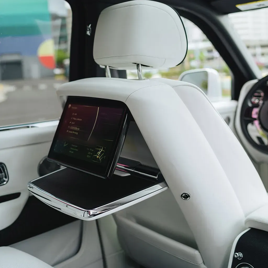 Rolls-Royce Cullinan with All White Interior, photo 12 for wedding car rental in Rockville, MD