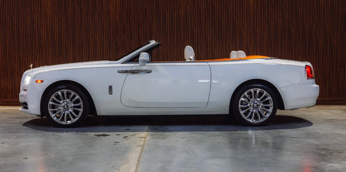 White Rolls Royce Dawn (Hermes), photo 3 for wedding car rental in Delaware White Rolls Royce Dawn (Hermes), photo 3 for wedding car rental in Delaware