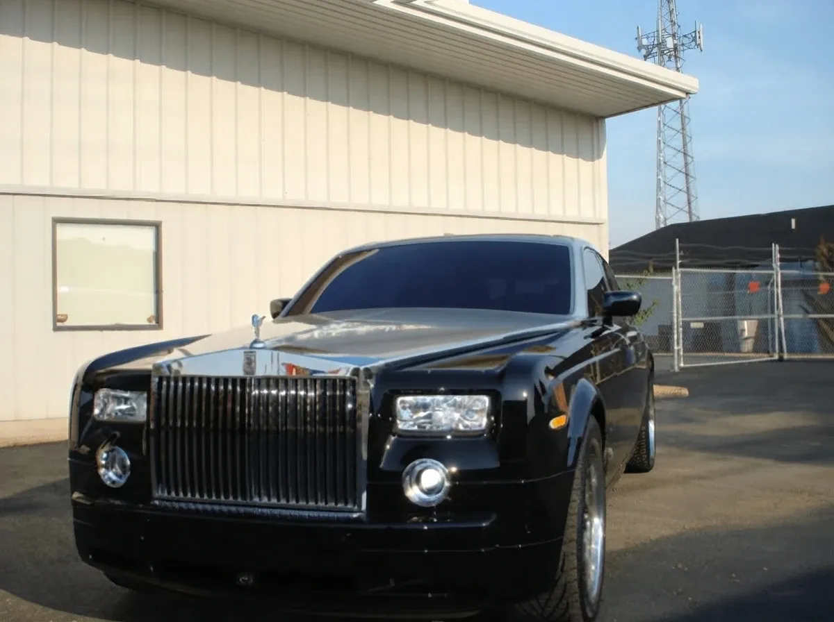 Rolls-Royce Phantom Black, take 3