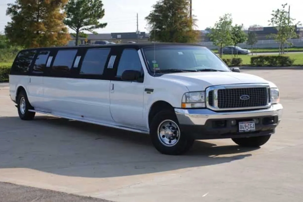 White WHT NYT – Stretch Ford Excursion for wedding car rental