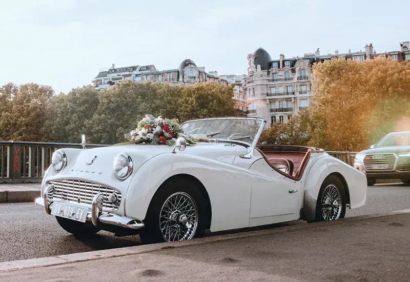 Classic convertible dressed for a wedding for wedding car rental in Mississippi Classic convertible dressed for a wedding for wedding car rental in Mississippi