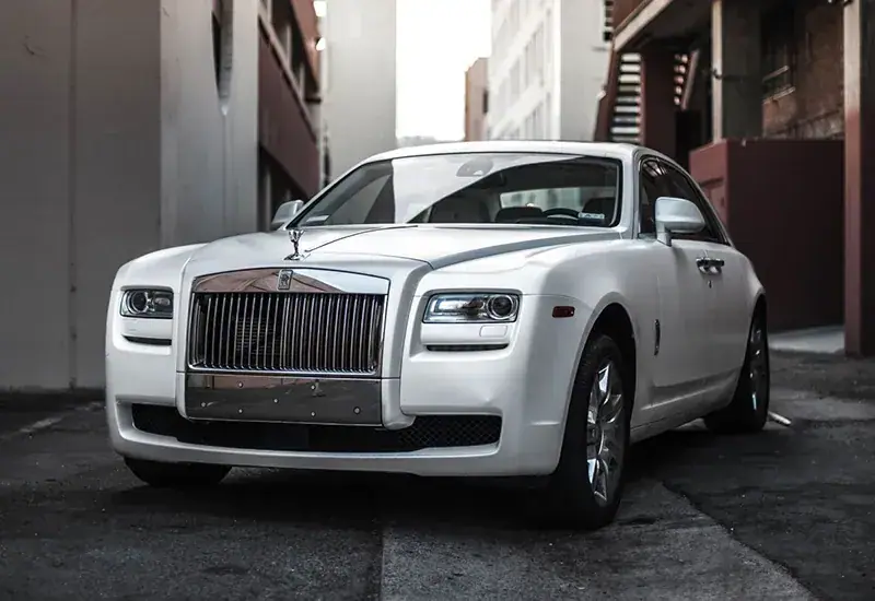 White Rolls-Royce wedding car for wedding car rental in Chugiak, AK
